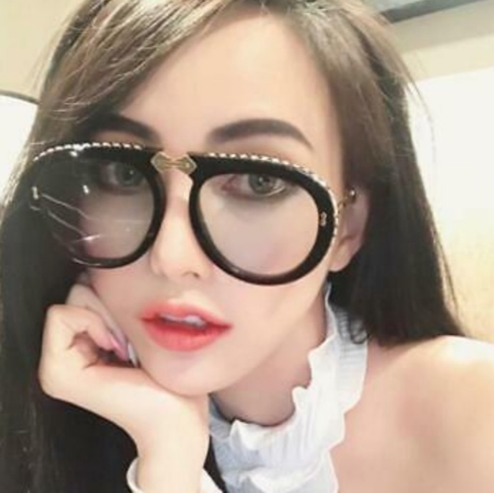 Black crystal studded clear lenses